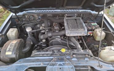 Mitsubishi-pajero-diesel-1989-3