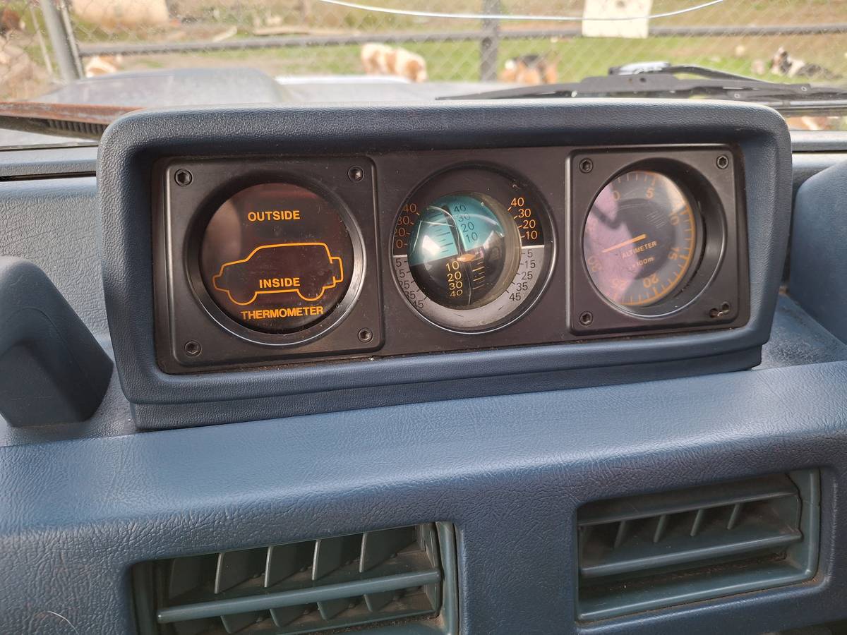 Mitsubishi-pajero-diesel-1989-4