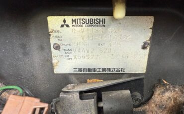 Mitsubishi-pajero-diesel-1991-11