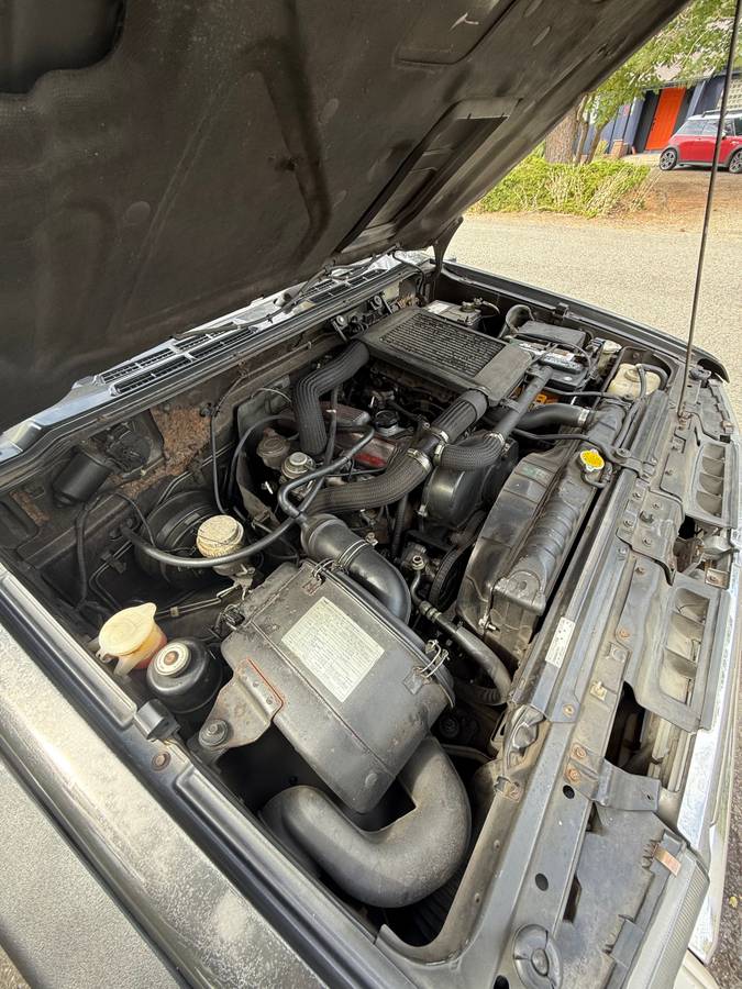 Mitsubishi-pajero-diesel-1991-12