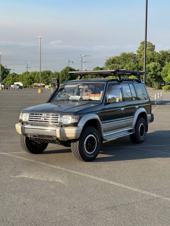 Mitsubishi-pajero-diesel-1991