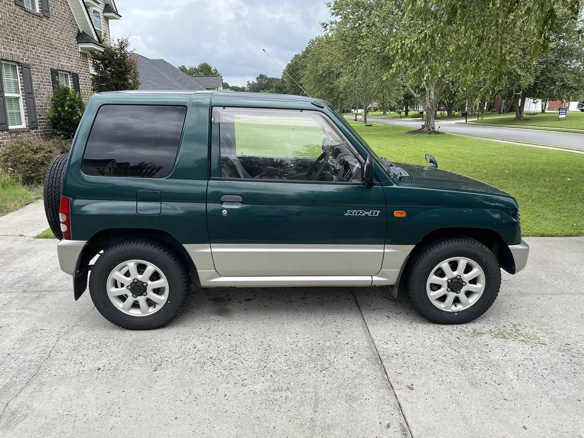 Mitsubishi-pajero-mini-1995-green-1