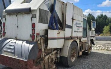 Mobil-sweeper-diesel-1995-white-5
