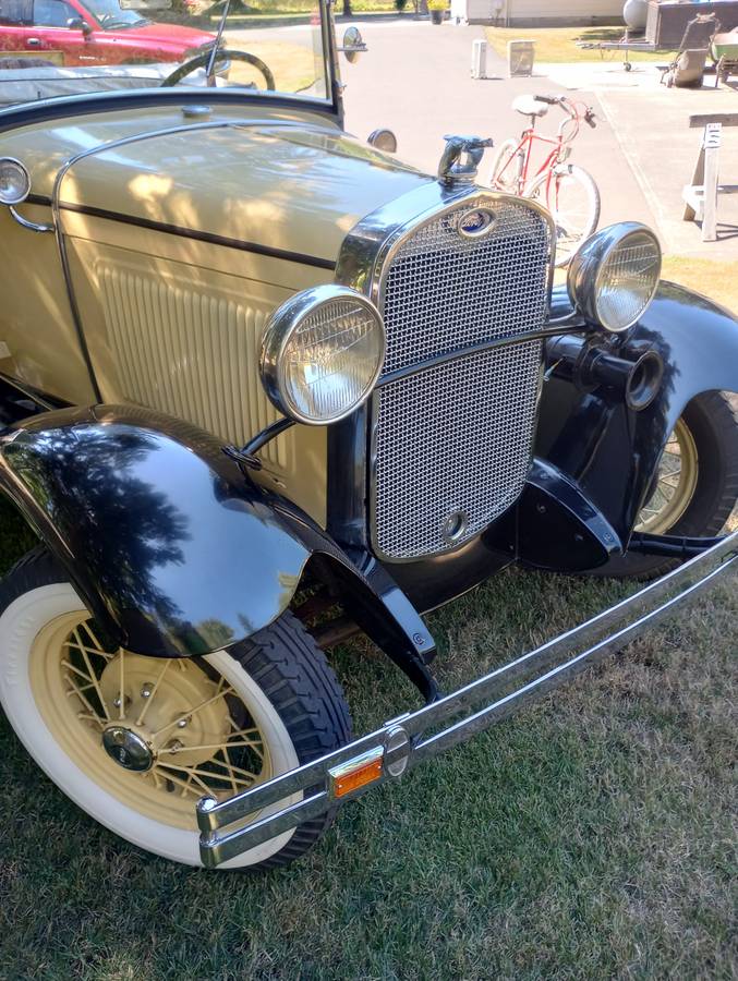 Model-a-roadster-1930-yellow