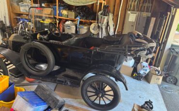 Model-t-ford-1915-black-5