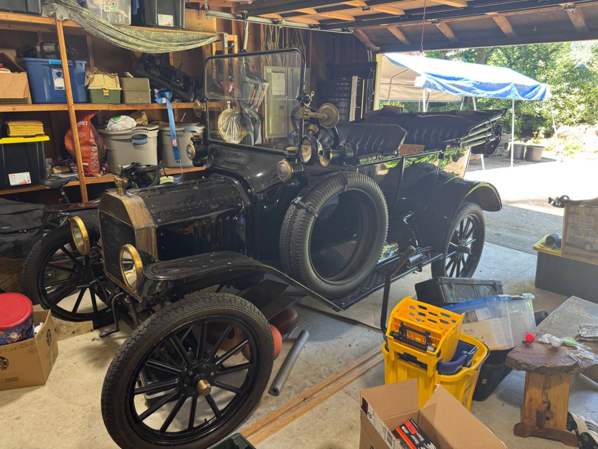 Model-t-ford-1915-black-6