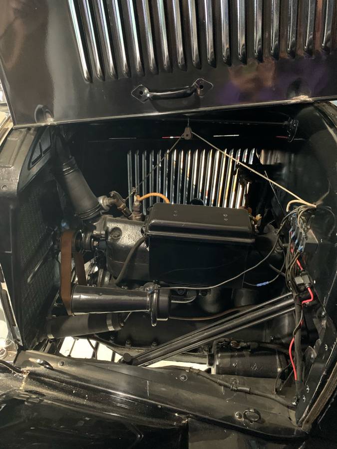 Model-t-ford-roadster-1927-4