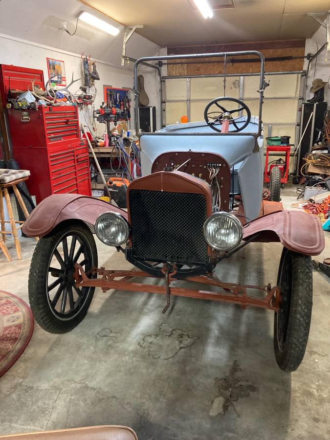 Model-t-touring-1922-grey-1