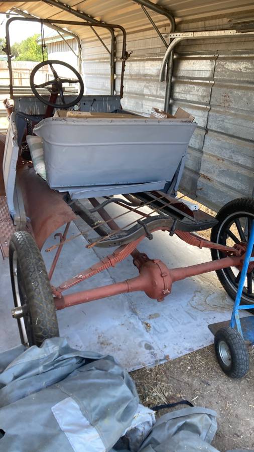 Model-t-touring-1922-grey-4