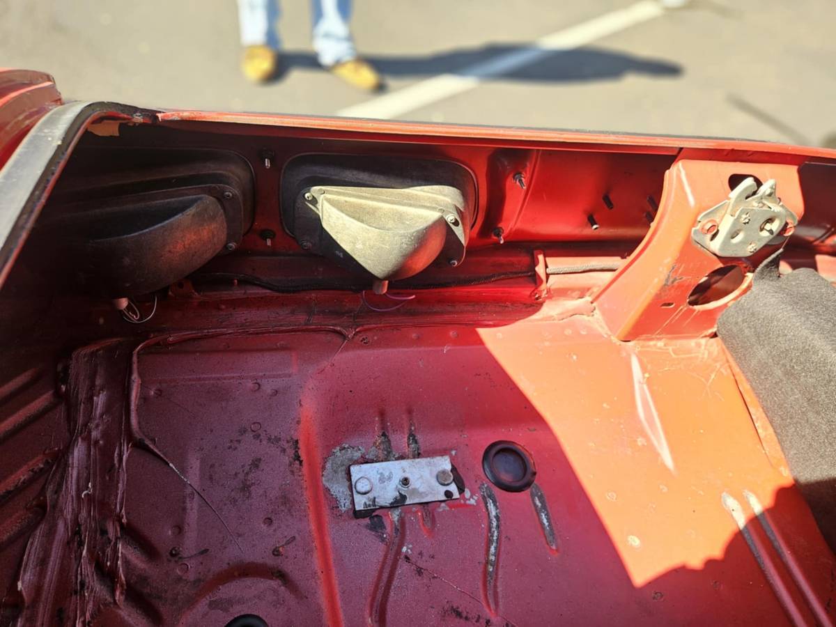 Mopar-1972-red-2