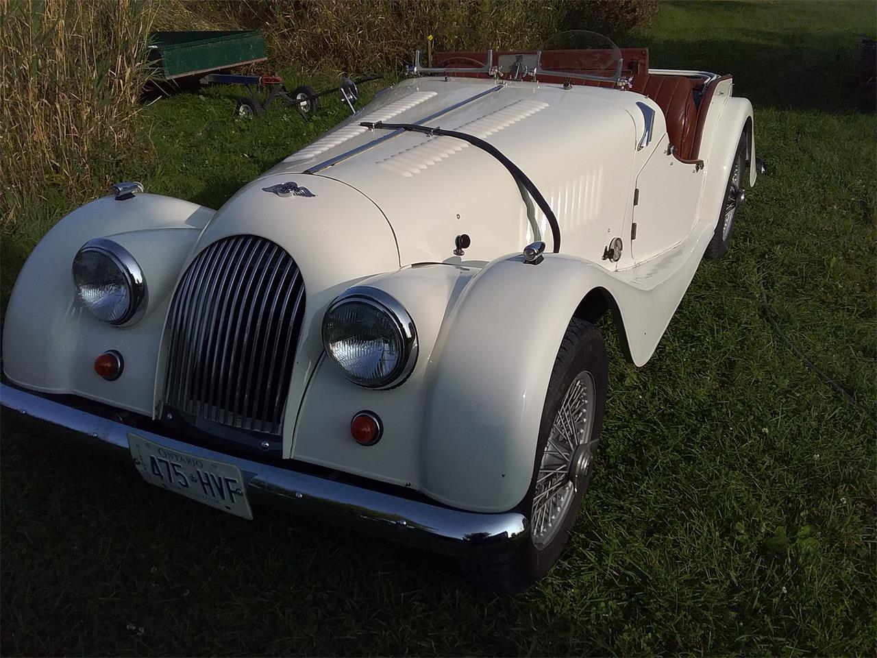 Morgan-Plus-4-1957-White-Brown-2