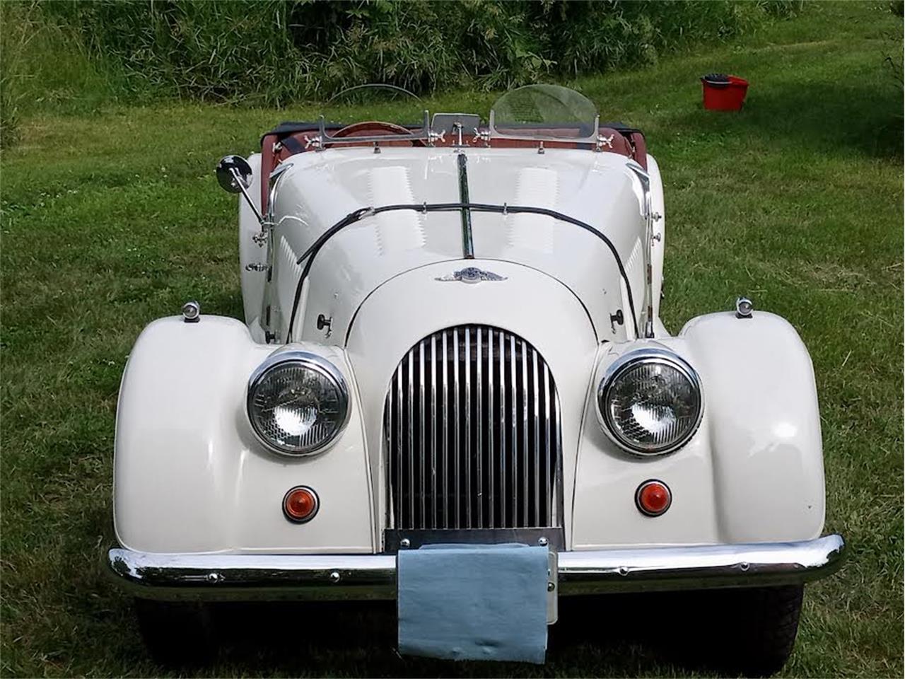 Morgan-Plus-4-1957-White-Brown-3