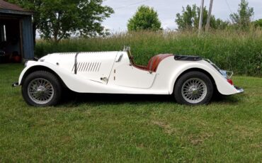 Morgan-Plus-4-1957-White-Brown