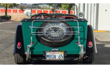 Morgan-Plus-4-1965-Green-Black-29