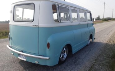 Morris-Commercial-j2-1959-White-Torquise-Tan-and-white-3