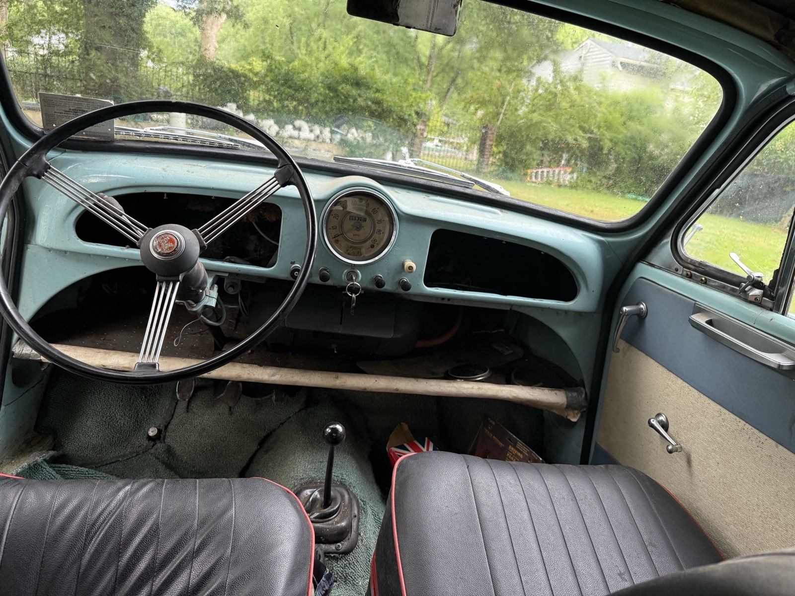 Morris-Minor-1000-1964-6
