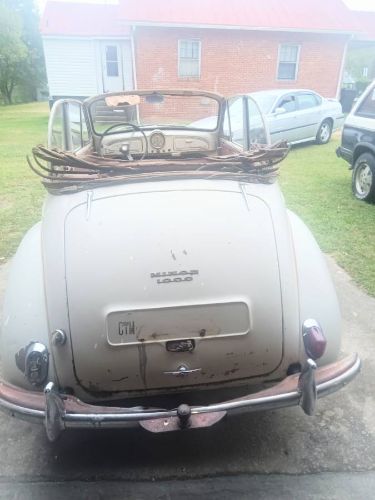 Morris-Minor-1961-White-3