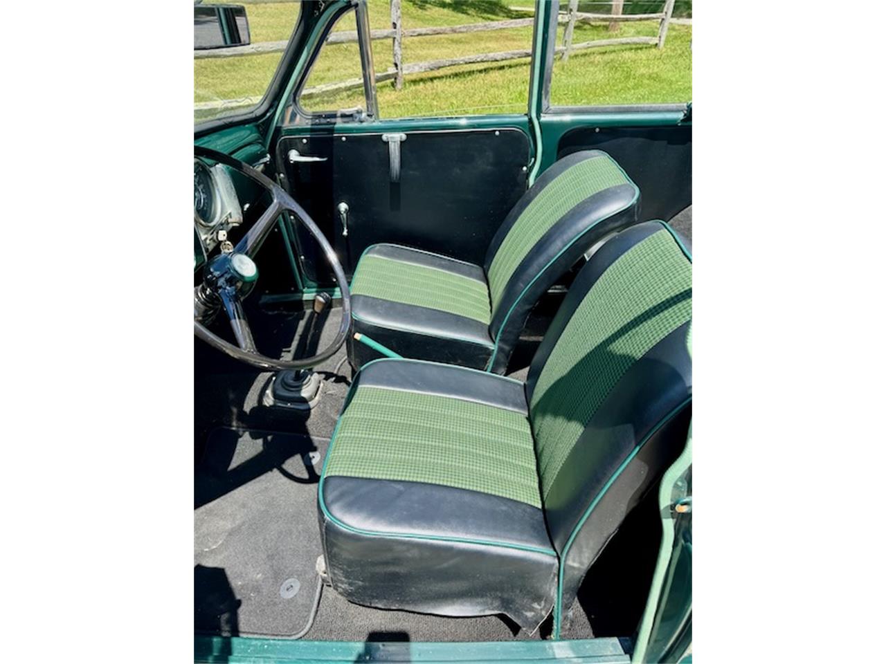Morris-Minor-1967-Green-Green-14