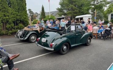 Morris-Minor-1967-Green-Green-2
