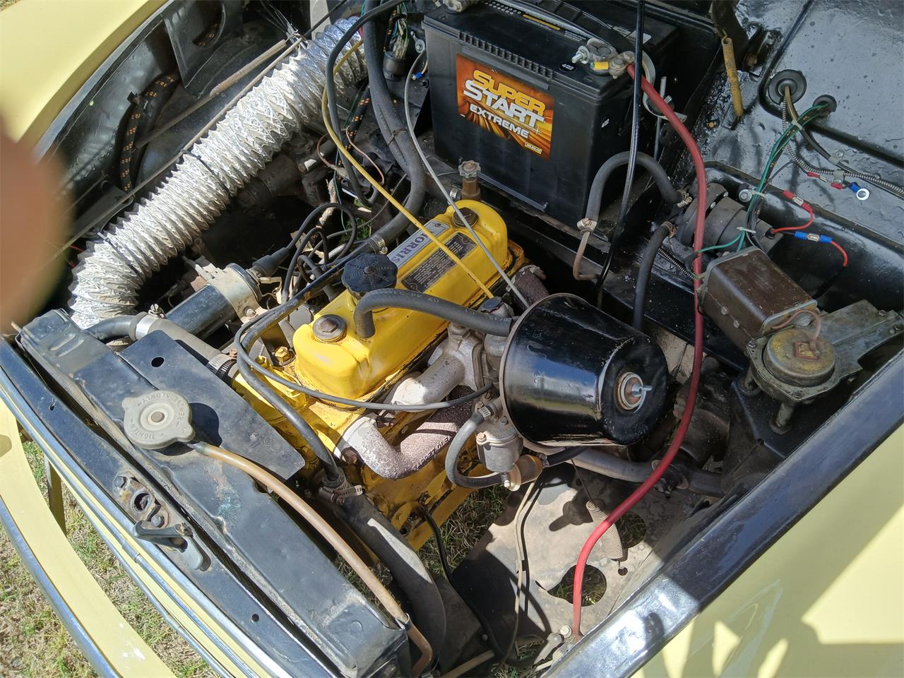 Morris-Minor-1967-Yellow-Tancream-6