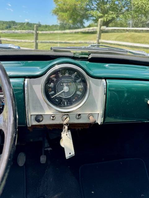 Morris-minor-1000-1967-green-10