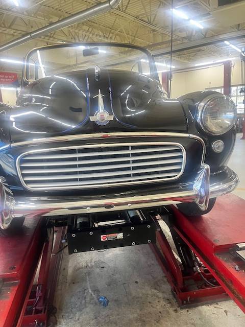 Morris-minor-1000-convertible-1959-17