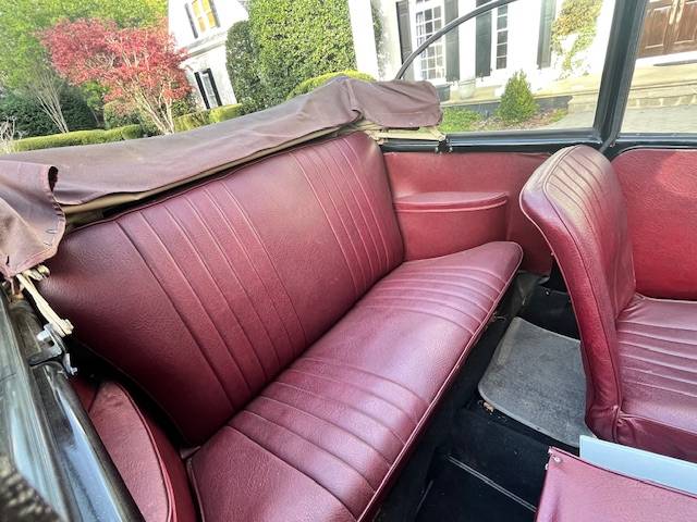 Morris-minor-1000-convertible-1959-9