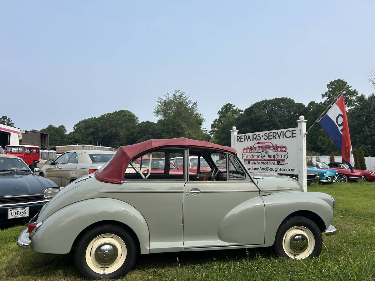 Morris-minor-1953-grey