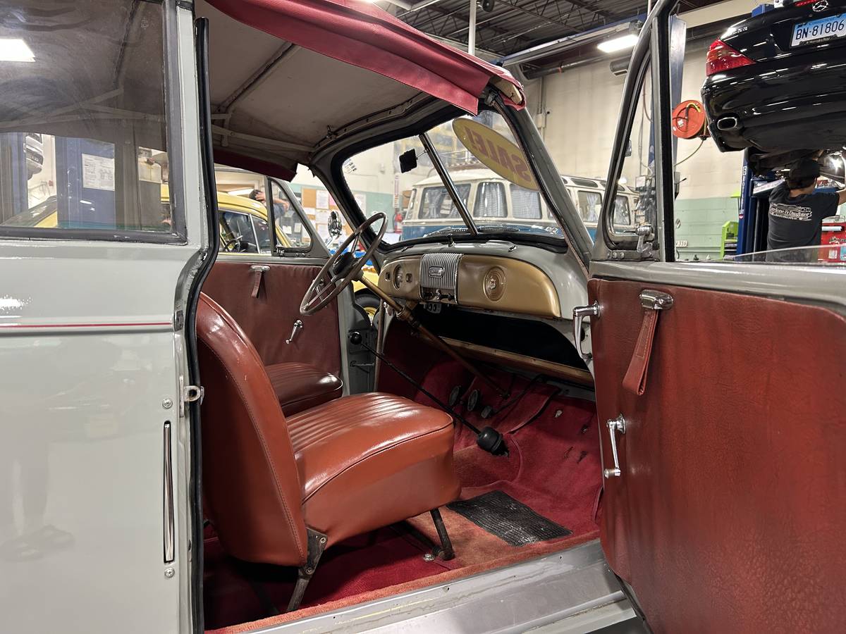 Morris-minor-1953-grey-9