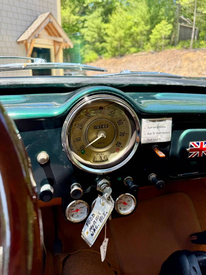 Morris-minor-1961-green-23