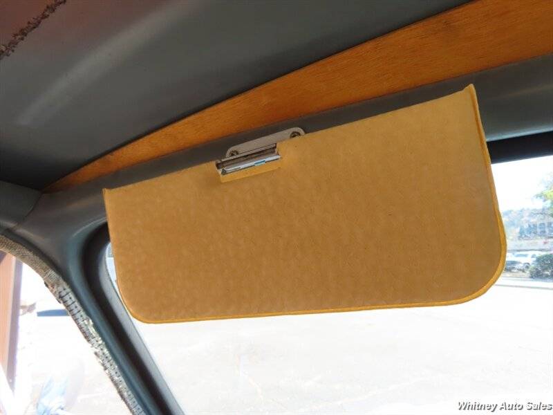 Morris-minor-traveler-1000-1960-blue-18