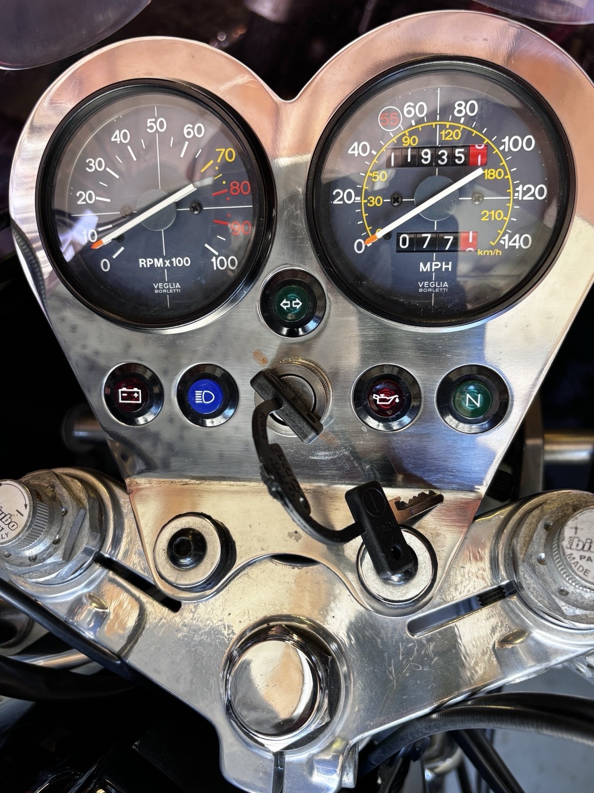 Moto-Guzzi-1000-1991-15