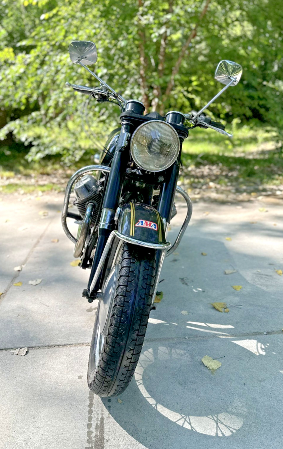 Moto-Guzzi-Ambassador-750-1971-3