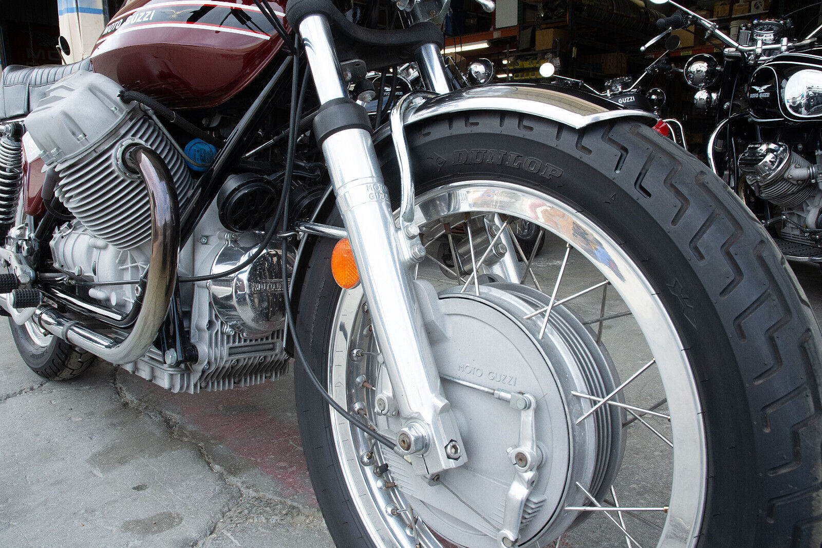 Moto-Guzzi-V7sport-1973-11