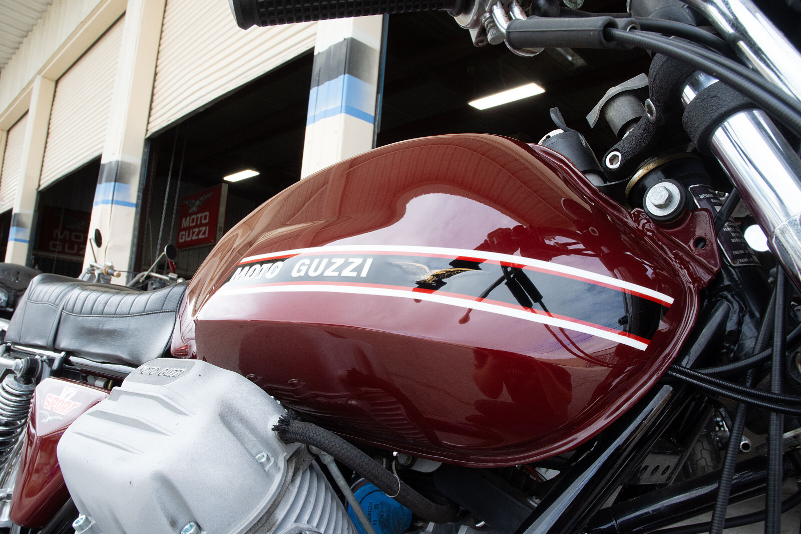 Moto-Guzzi-V7sport-1973-14