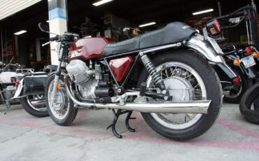 Moto-Guzzi-V7sport-1973-19