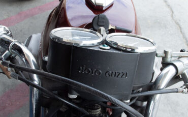 Moto-Guzzi-V7sport-1973-23