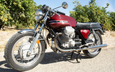Moto-Guzzi-V7sport-1973-3