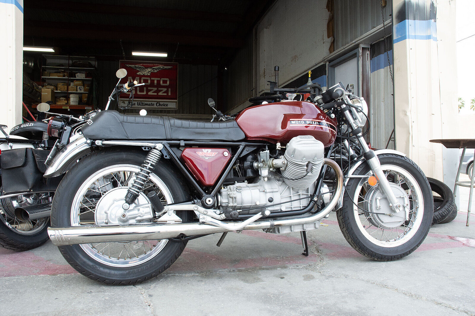Moto-Guzzi-V7sport-1973-6