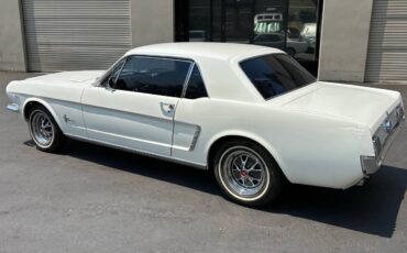 Mustang-1965-white-4