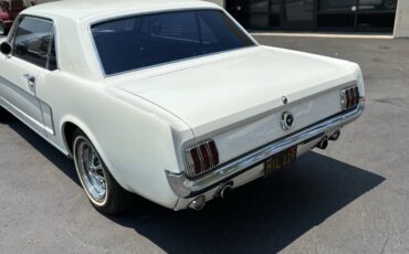 Mustang-1965-white-5
