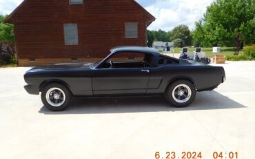 Mustang-fastback-1965-white-13