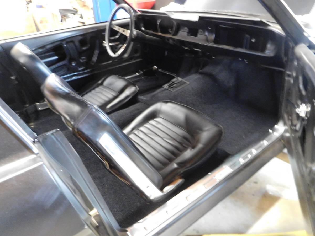 Mustang-fastback-1965-white-7