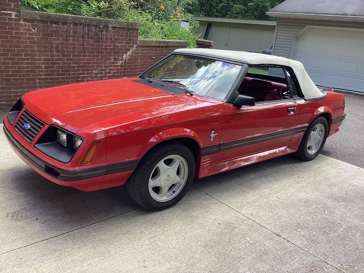 Mustang-glx-1983-red-2