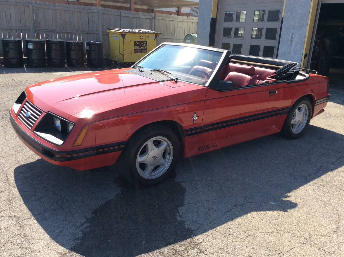 Mustang-glx-1983-red