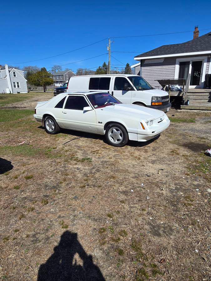 Mustang-gt-1983-white-1