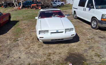 Mustang-gt-1983-white-2
