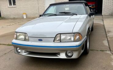 Mustang-gt-1988-white