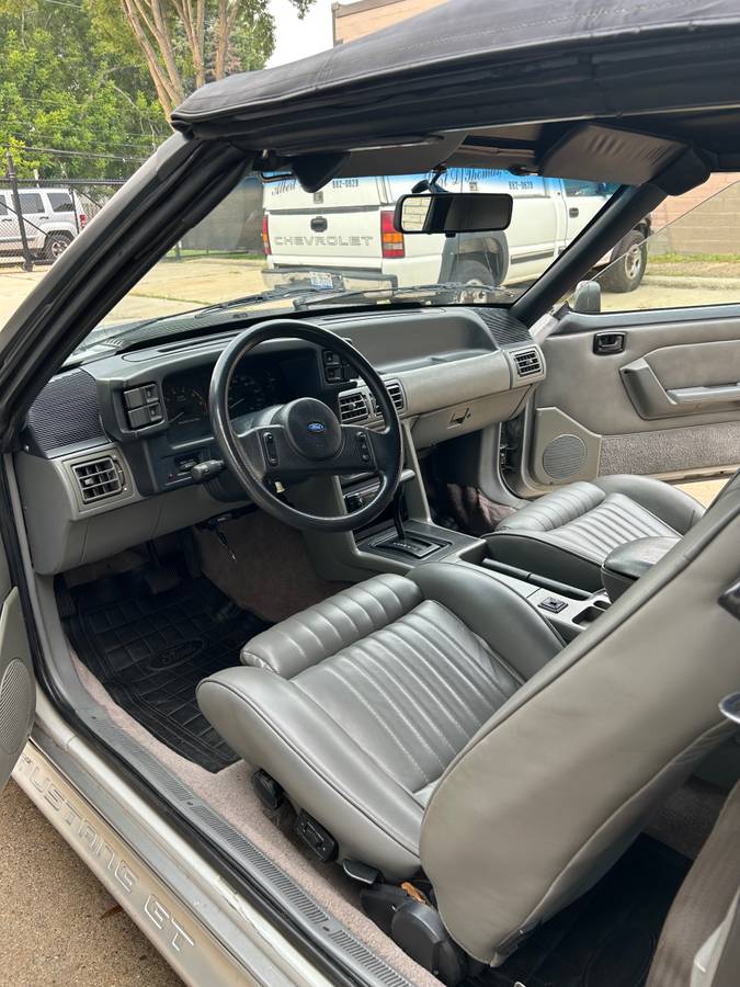 Mustang-gt-1988-white-7