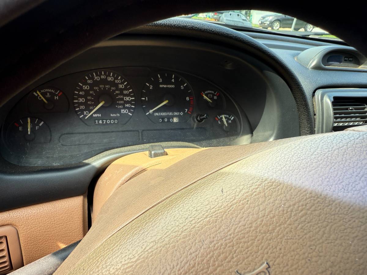 Mustang-gt-convertible-1994-green-17